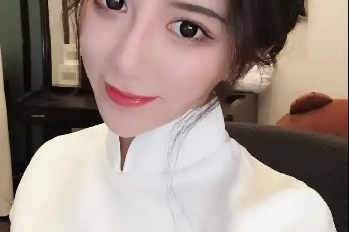 女人脱精光直播app精彩画面展示图